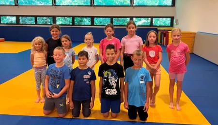 Poletni utrip v drugem tednu počitnic za otroke na Ravnah (6)